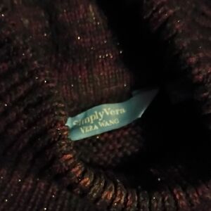 Simply Vera Vera Wang Burgundy and Black Knit Top